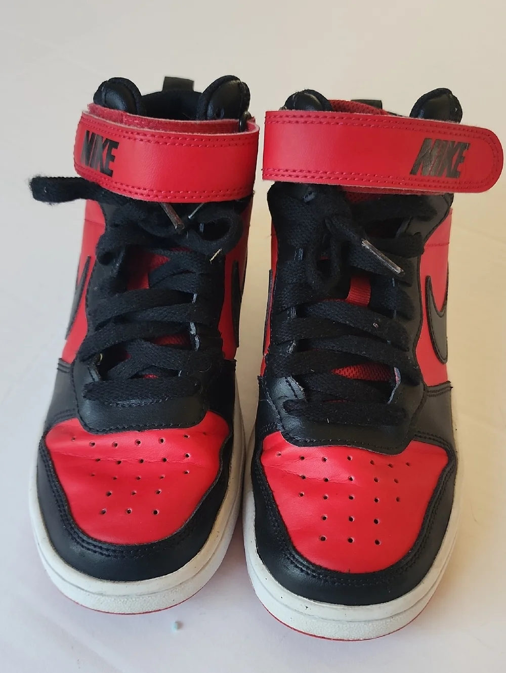 Nike Unisex Kids' Court Borough Mid 2 Shoes, University Red/Black/White, 3.5Y